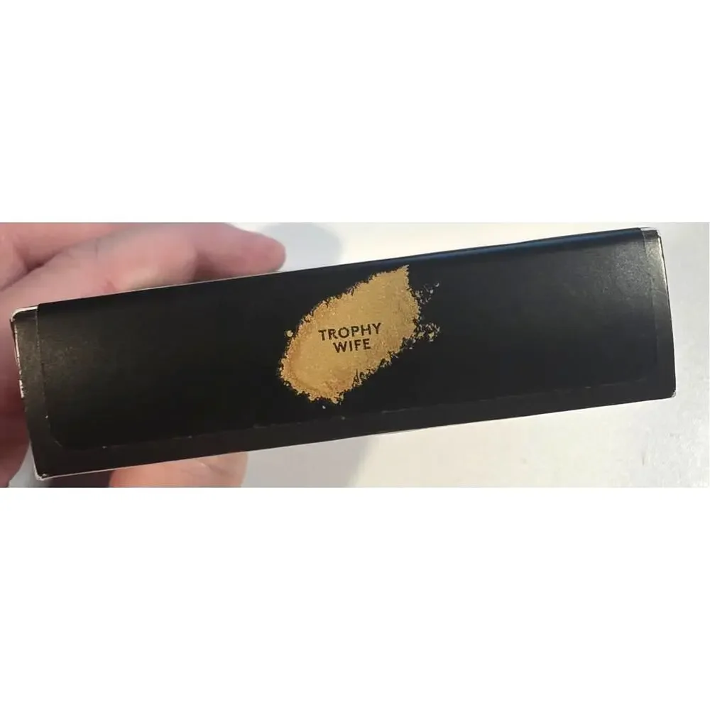 Fenty Beauty Killawatt Freestyle Highlighter, TROPHY WIFE .28oz / NIB